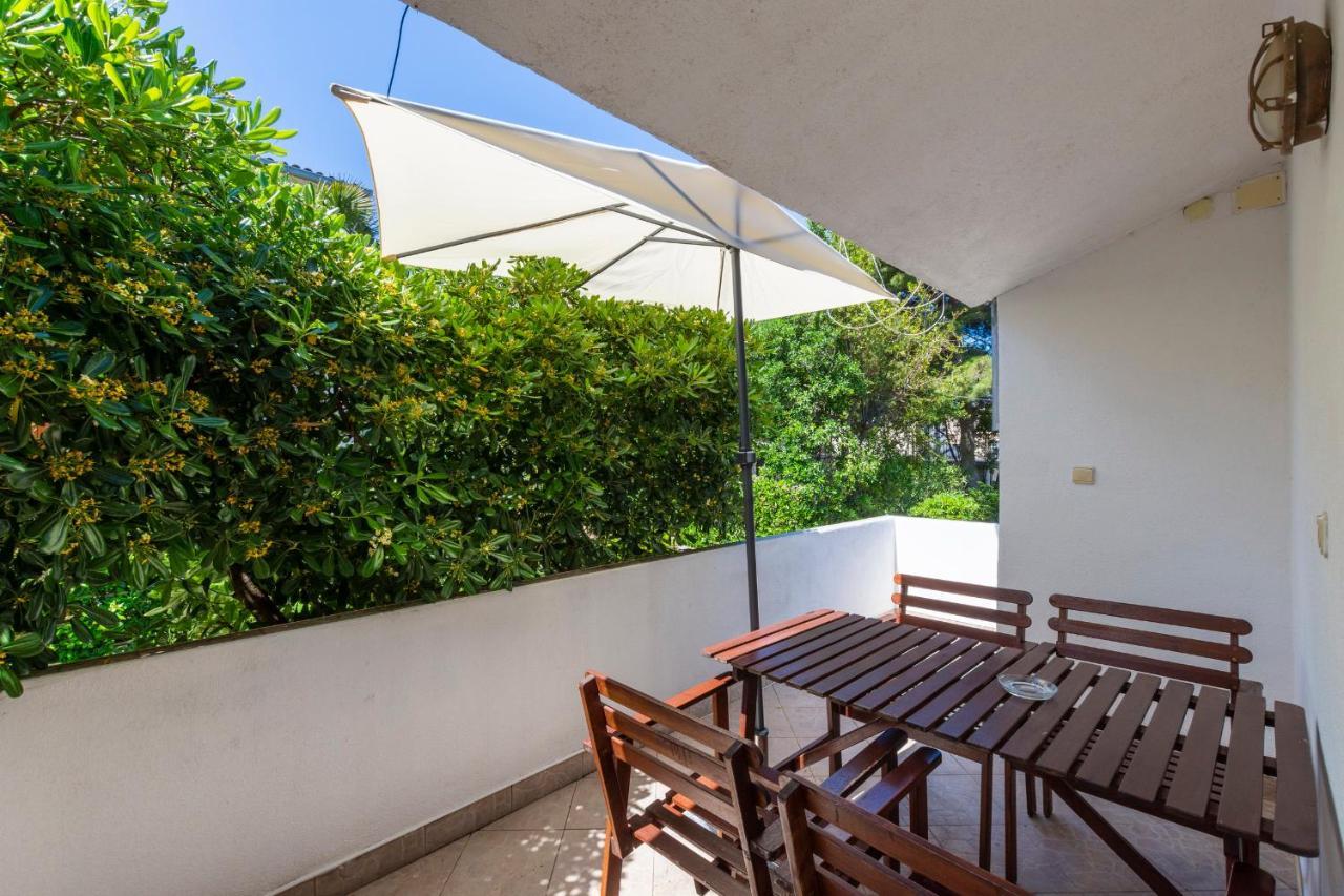 Janus Apartments Jelsa  Exterior photo